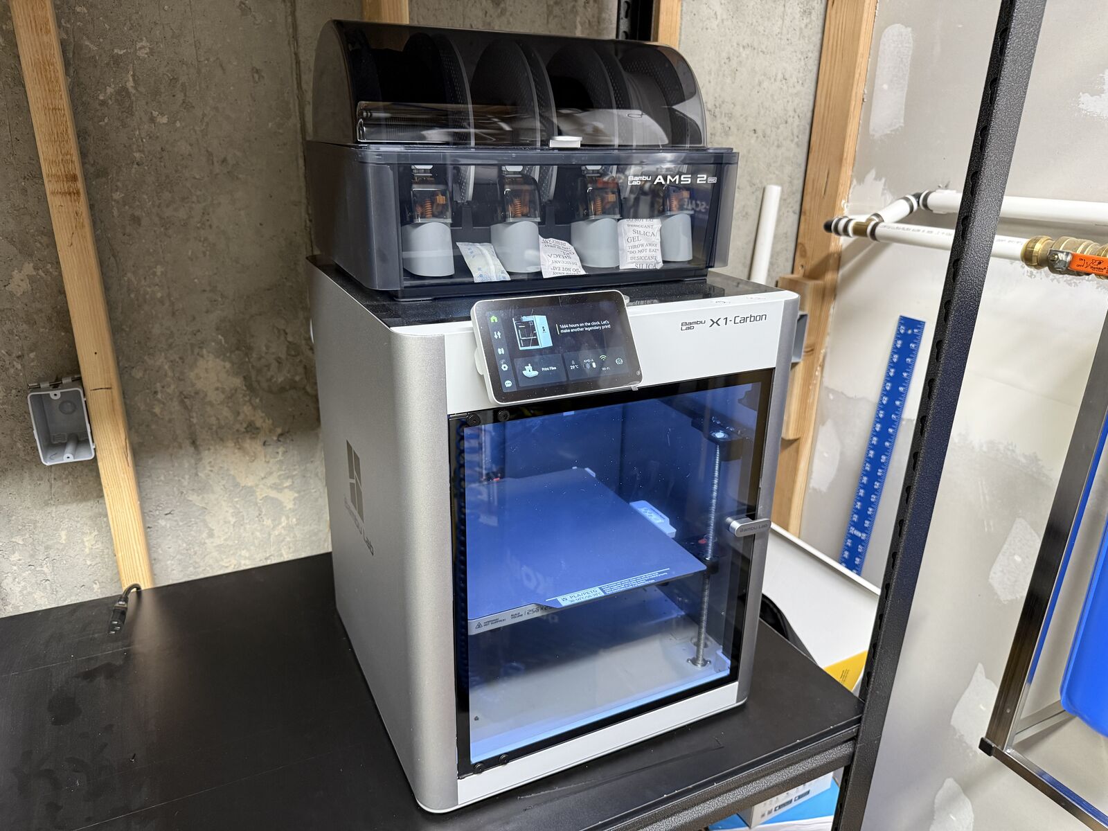 Bambu Labs X1C 3D Printer with AMS Pro 2 (Will Not Separate)