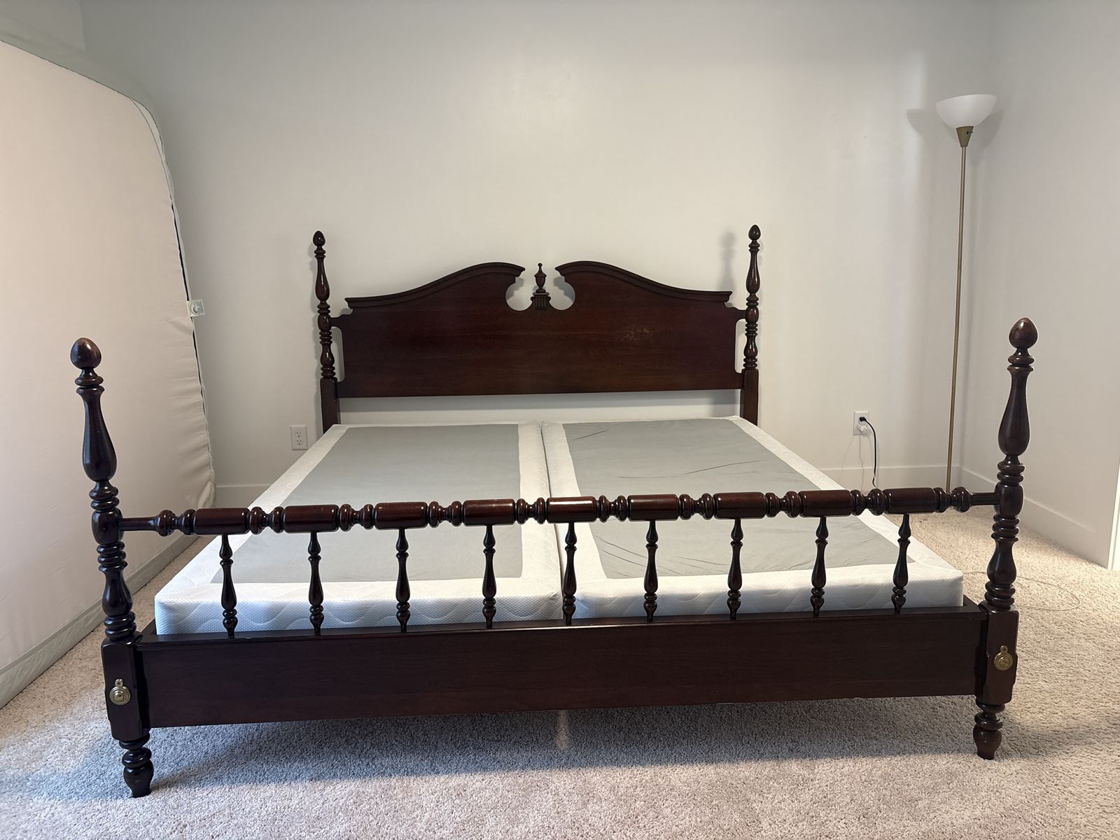 King Size Classic Wooden Bed Frame