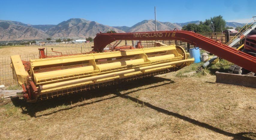 New Holland 116 Haybine Mower Conditioner