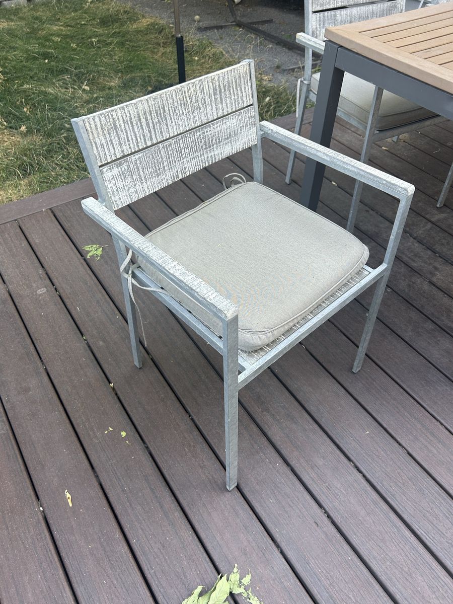 Main image 3