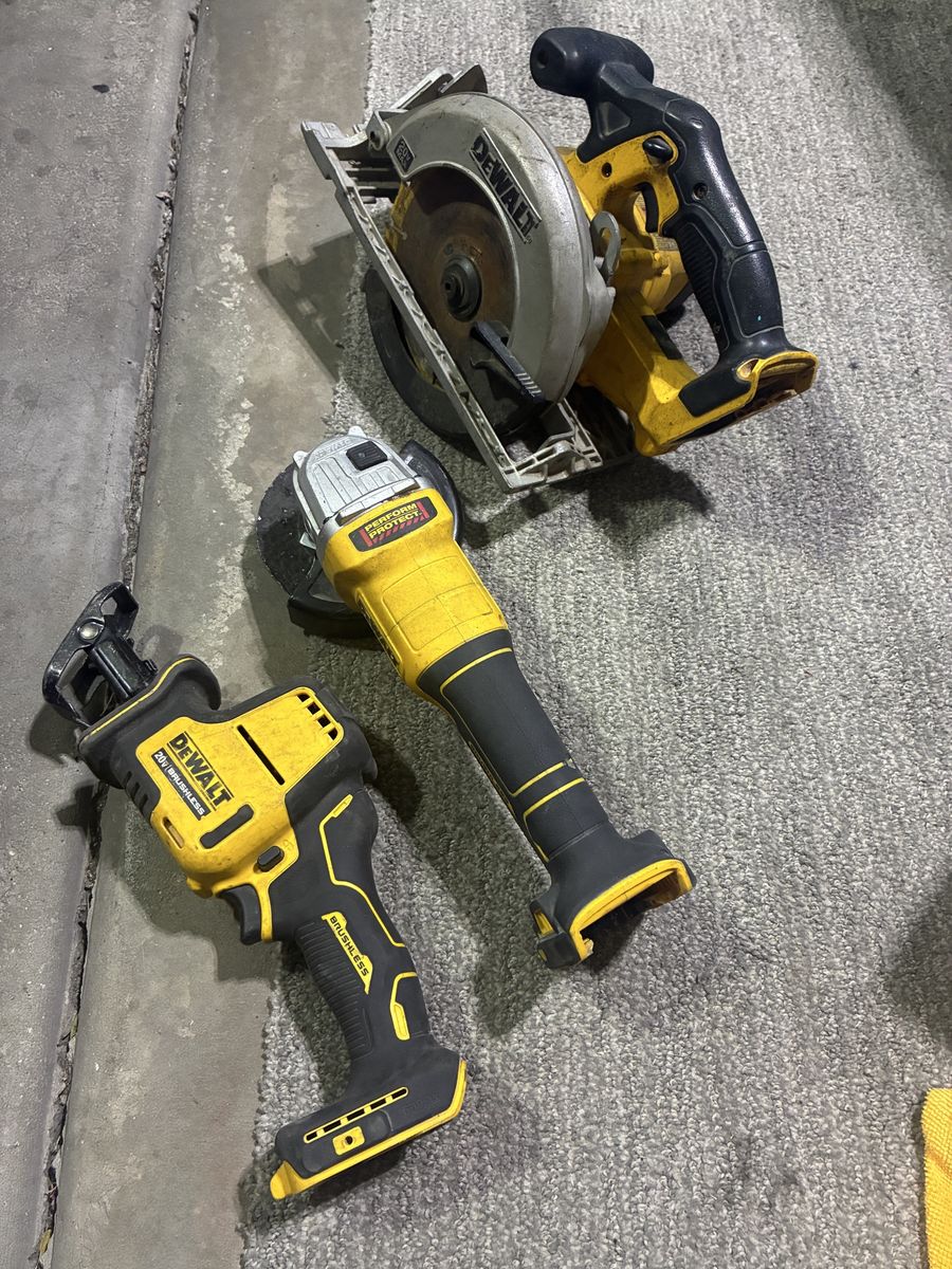 Dewalt hand tools