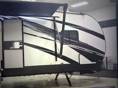 Camp Trailer Toyhauler