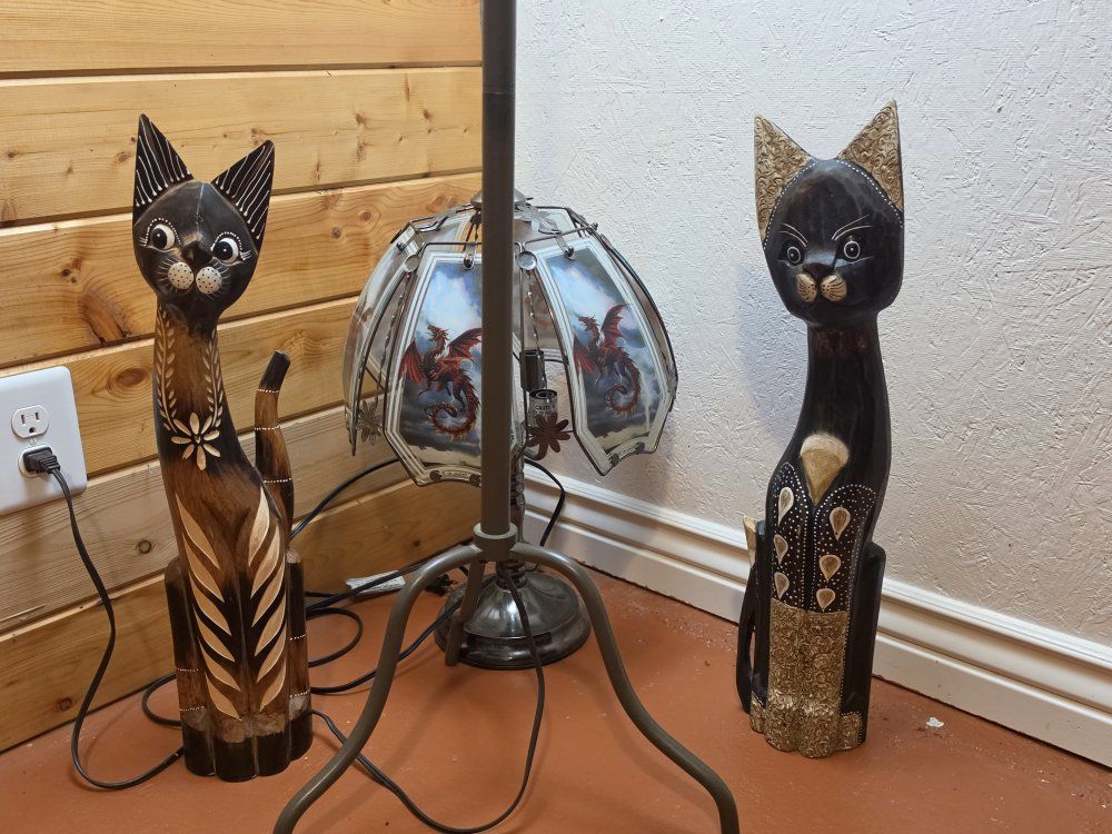 Small Cat Figure decoration
