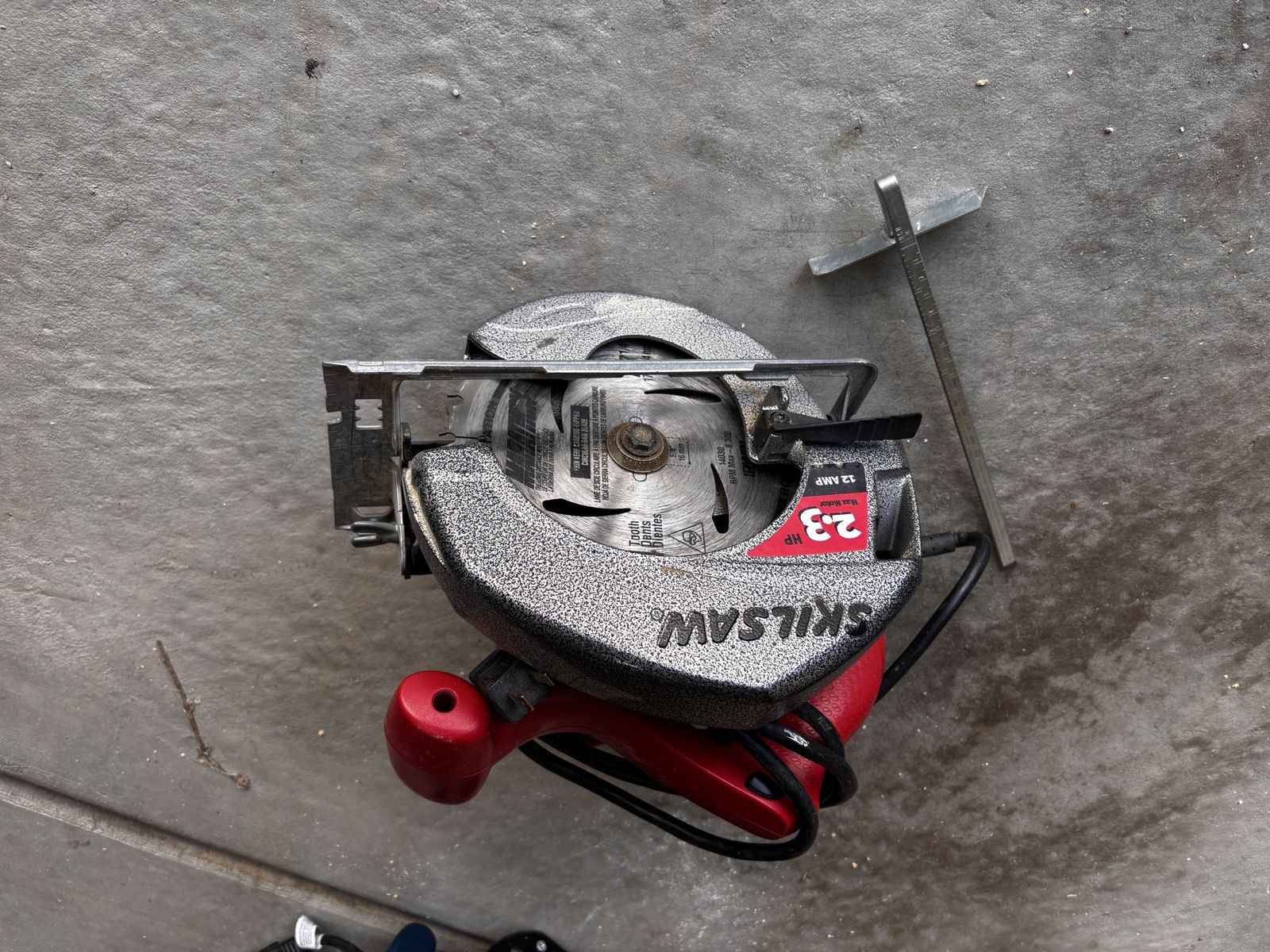 SKILSAW 2.3 HP 12 AMP Circular Saw with Carbide-Tipped Blade