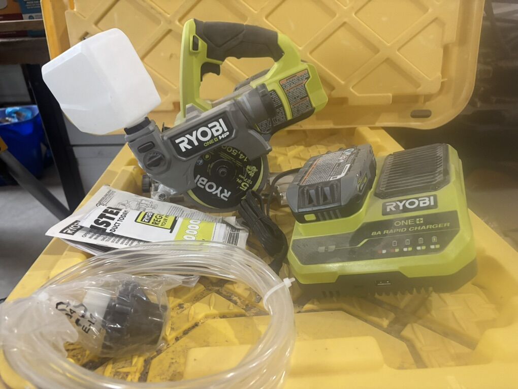 Ryobi Cordless Handheld Wet/Dry Masonry