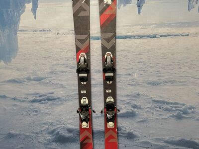 Used Head Caddy Jr 81 Kids Skis 151cm w/ Tyrolia SLR 7.5 Rental Binding