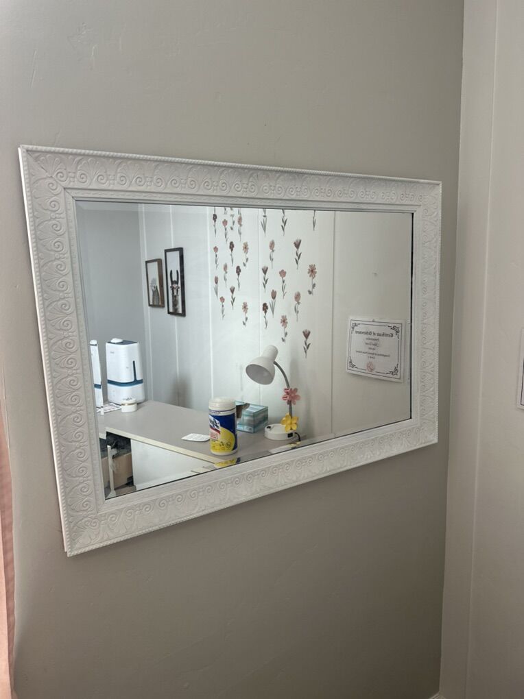 Framed mirror