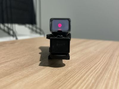 Airsoft red dot