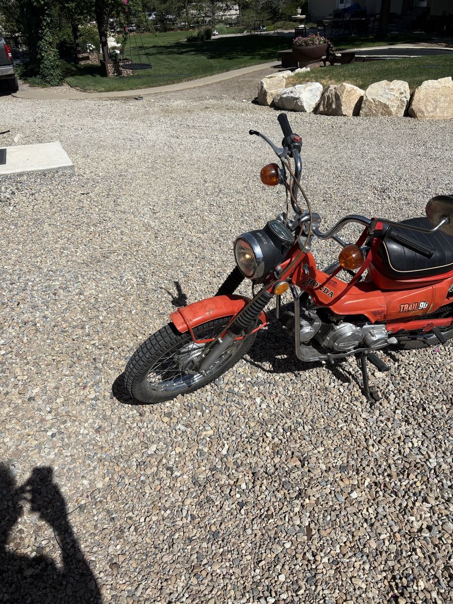 1970 & 1975 Honda Trail 90 Motorcycles + Parts Bike (2 Titles)