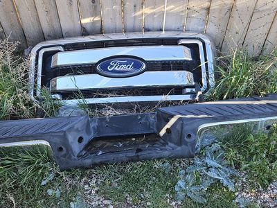 2013 F350 Free Rear Bumper and Front Grill