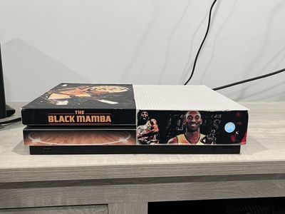 Xbox One S With Kobe Bryant Decal + Xbox Games