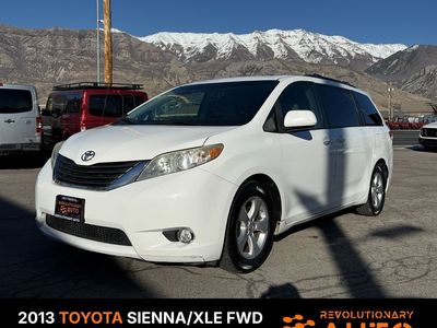 2013 Toyota Sienna XLE 8-Passenger
