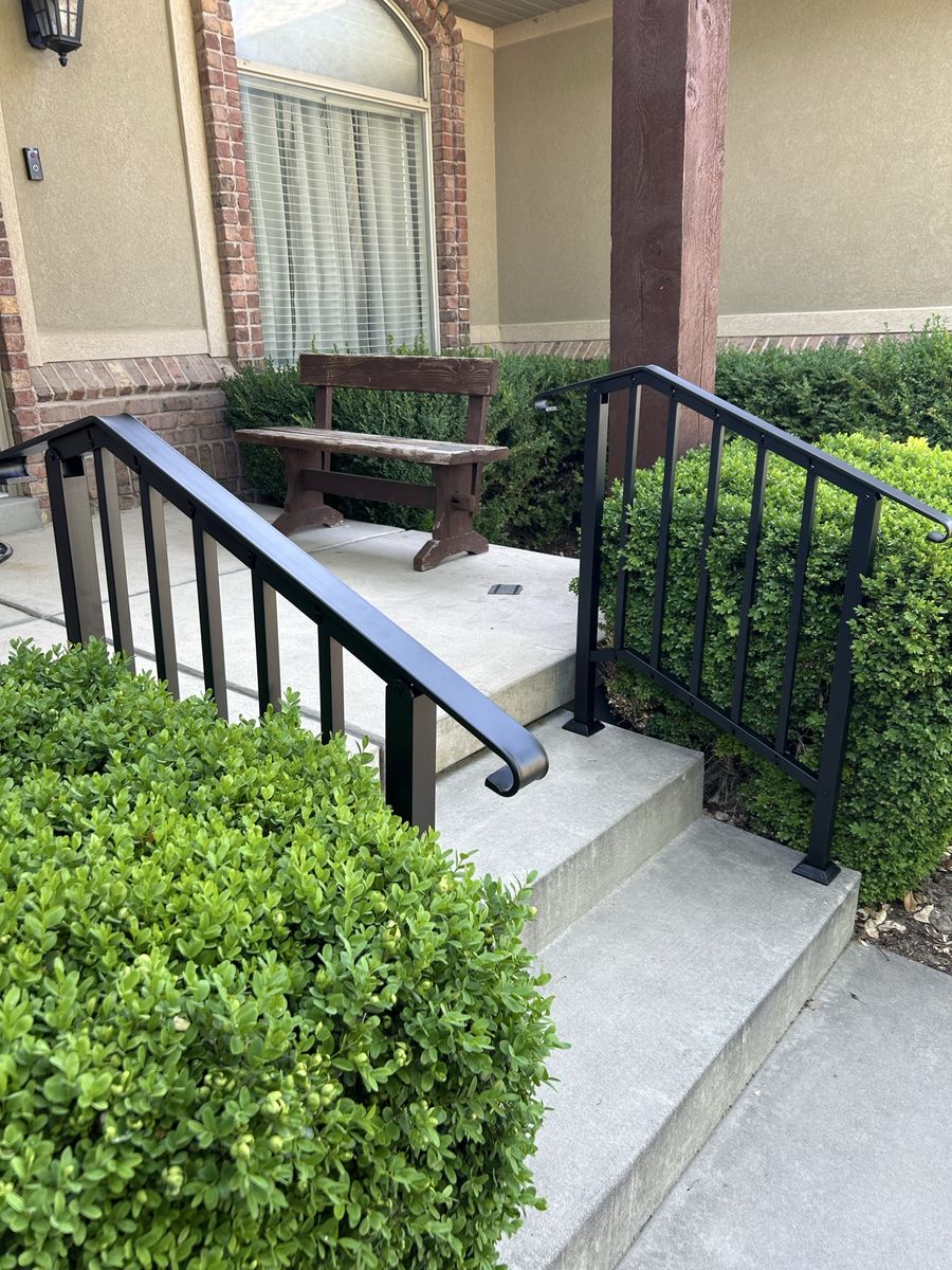 Outdoor Black Metal Handrails Set for Steps