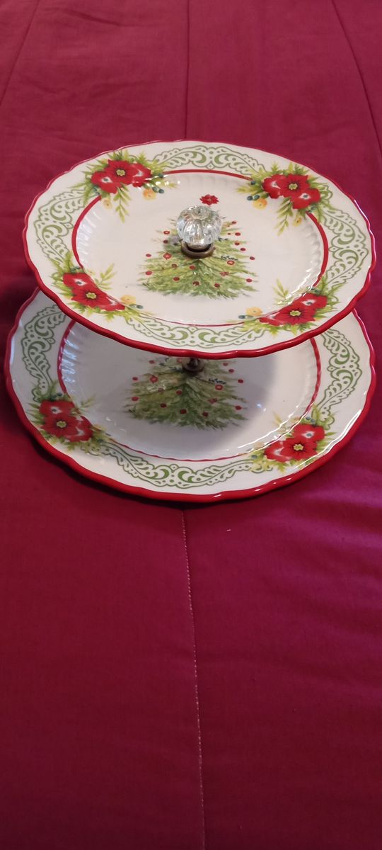 Holiday-themed decorative Christmas tree multi-layer serving plate