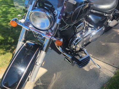 2004 Suzuki vl800