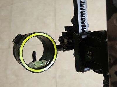 Tommy Hogg Single Pin Bow Sight - Right Hand