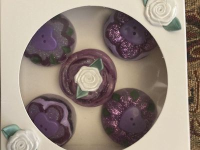 Box of 5 Fake Candies (Decoration)