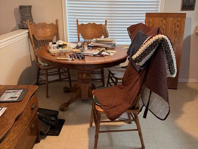 Vintage Solid Oak Round Pedestal Dining Table with 4 Chairs and leaf- Rustic Farmhouse Style