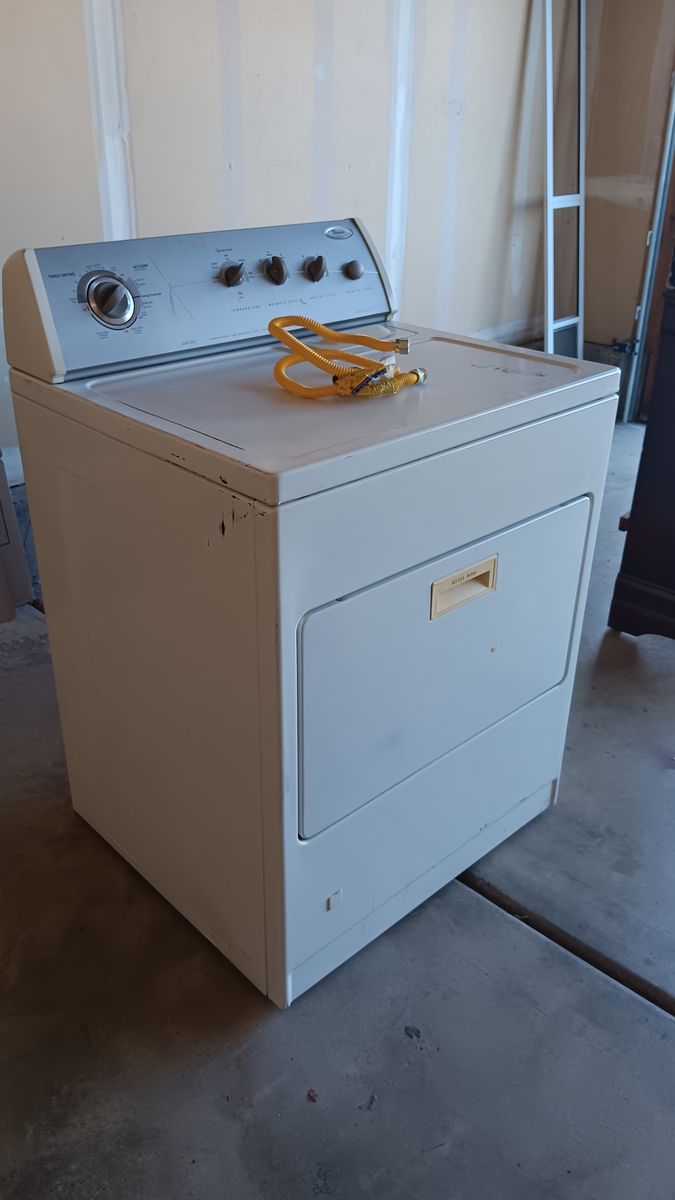 Whirlpool Ultimate Care II Gas Dryer - White
