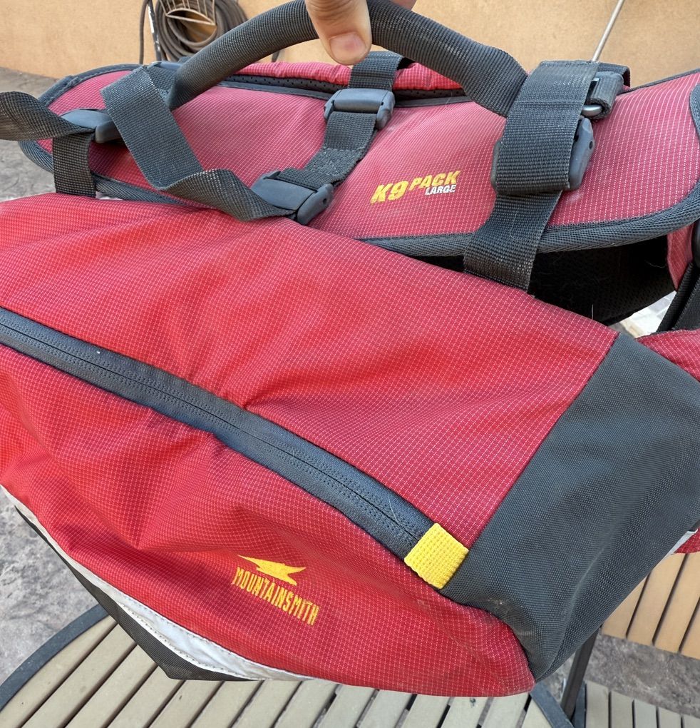 DOG pack LARGE mountainsmith