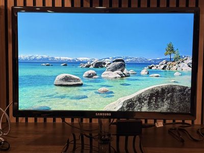 Samsung S23C570HL 23" LED IPS Monitor - 1080p, HDMI/VGA, Excellent Condition