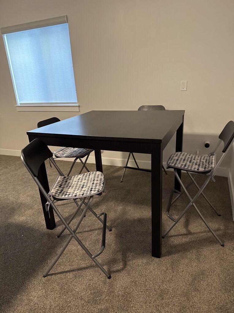 Pub High Table With Four Chairs