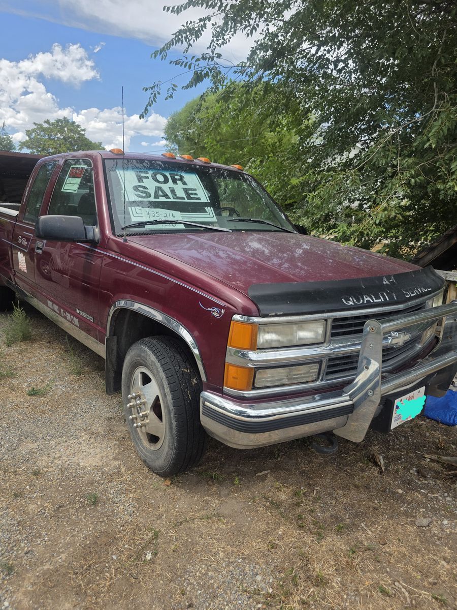 Chevrolet C3500 Dually Truck - Maroon, 125,669 Miles