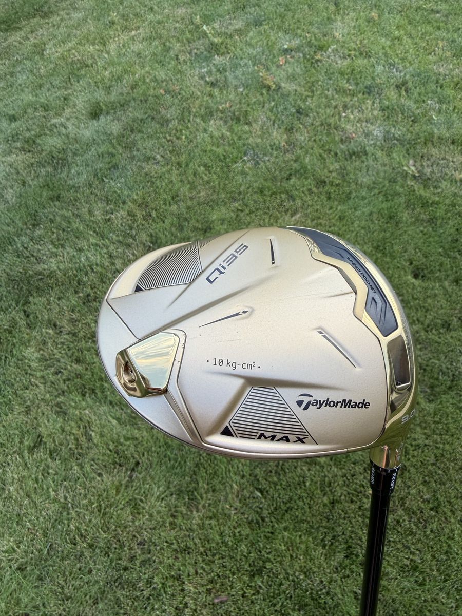 TaylorMade Qi35 Max Gold Designer Series 9.0 Stiff