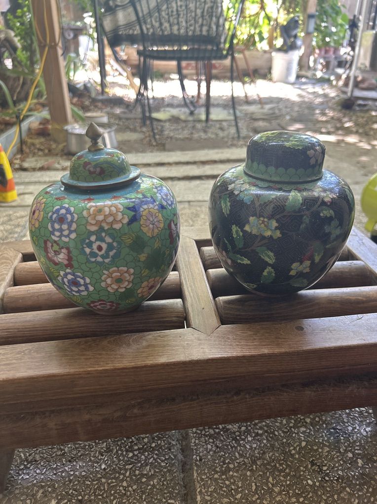 Vintage Chinese Cloisonne Enamel ginger Jars Set