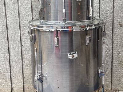 Tama drums
