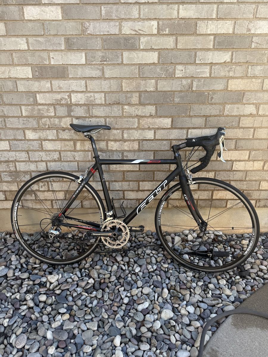 Felt F55 Road Bike – 54cm