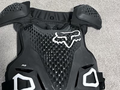 Fox Racing R3 Chest Protector – Size Adult - Large/XL