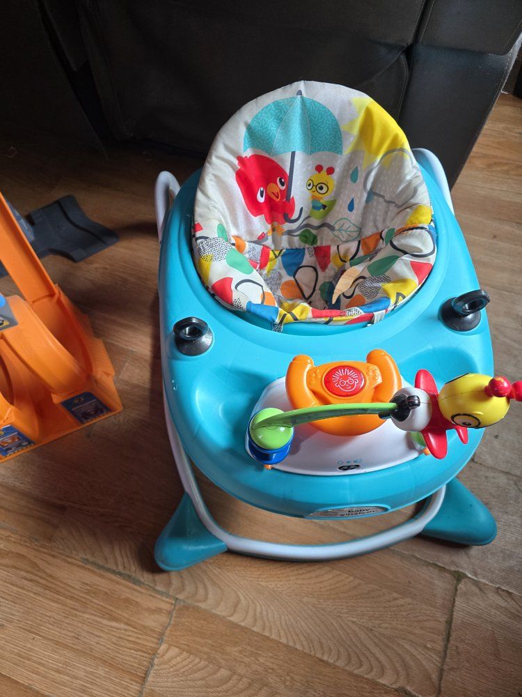 baby Einstein walker