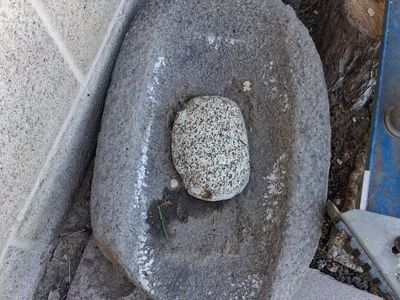 Metate with mano