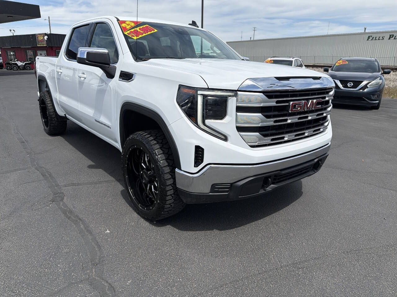2023 GMC 1500 SLE