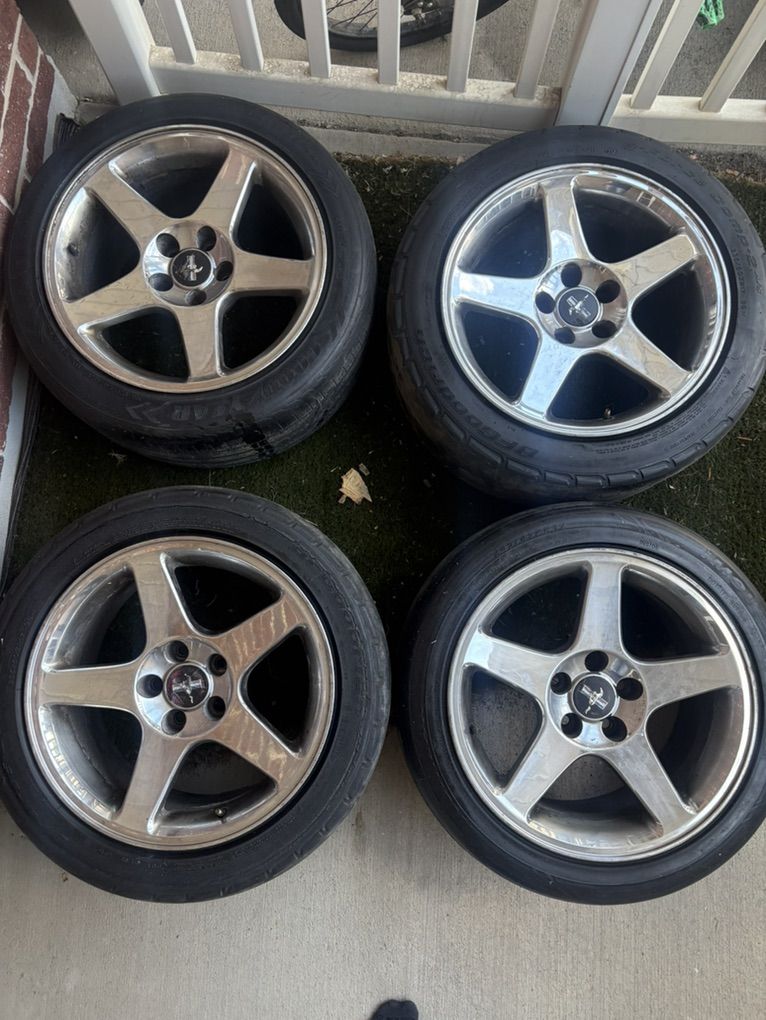 Mustang Conra Wheels
