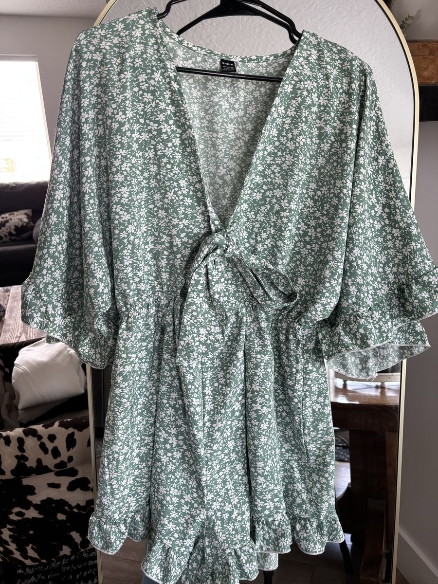 SHEIN Sage Green Floral Tie-Front Romper