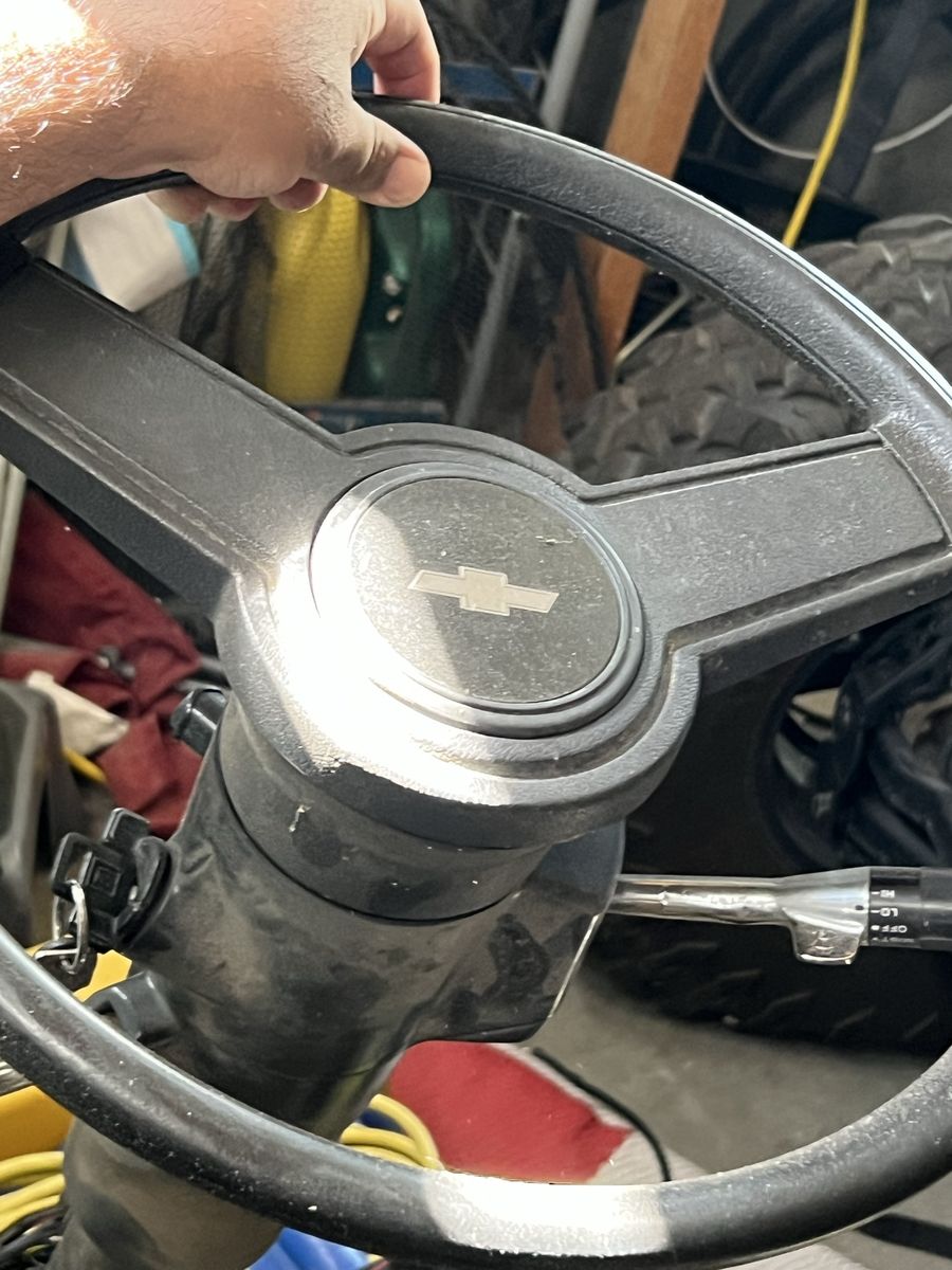 Reduced to $100! Chevy S10 Steering Column WITH KEYS –Ready to Install!