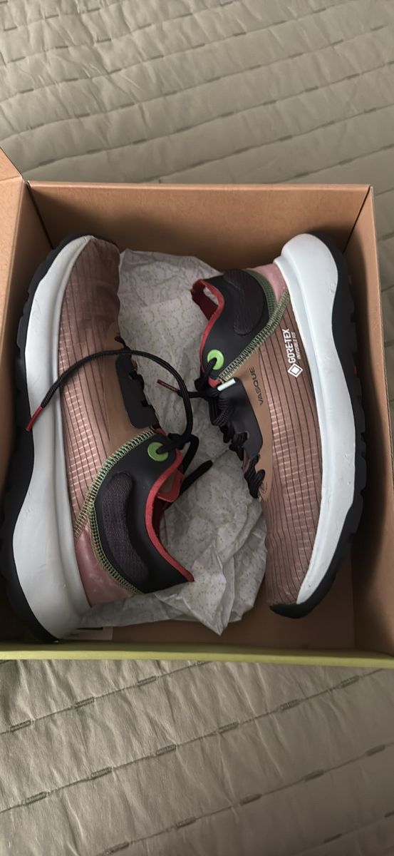 Nike Vasque GORE-TEX Running/hiking Shoes