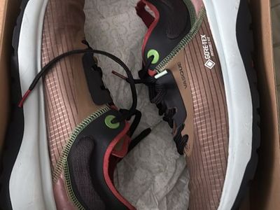 Nike Vasque GORE-TEX Running/hiking Shoes