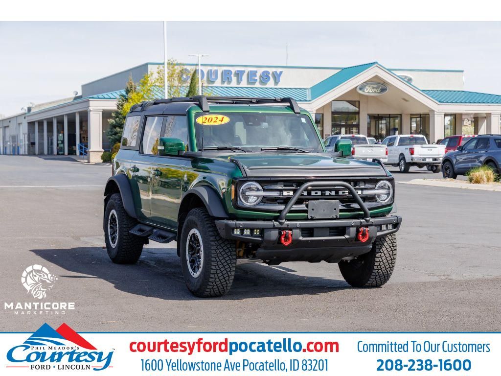 2024 Ford Bronco Outer Banks