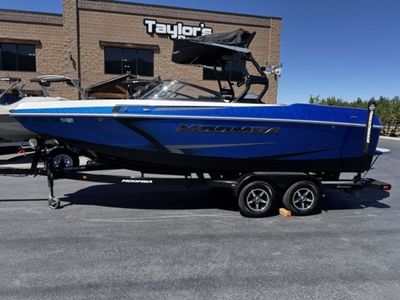 2020 MOOMBA Max