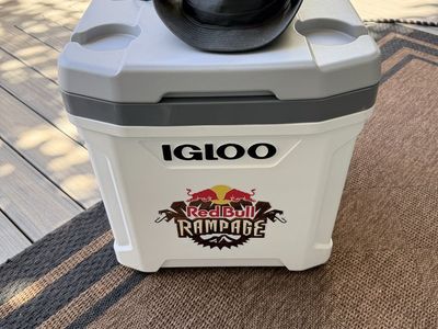 Igloo Cooler