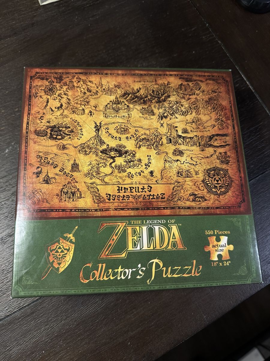 Legend of Zelda Collector's Puzzle 550 Piece Puzzle Set