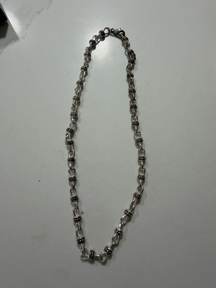 Silver Tone Chain Necklace with Textured Links Used