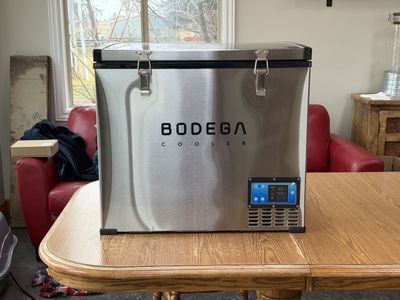 Portable Fridge/Freezer AC or DC Power