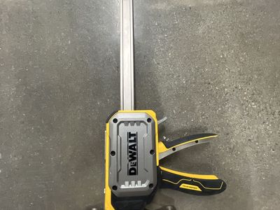 Dewalt door lifter