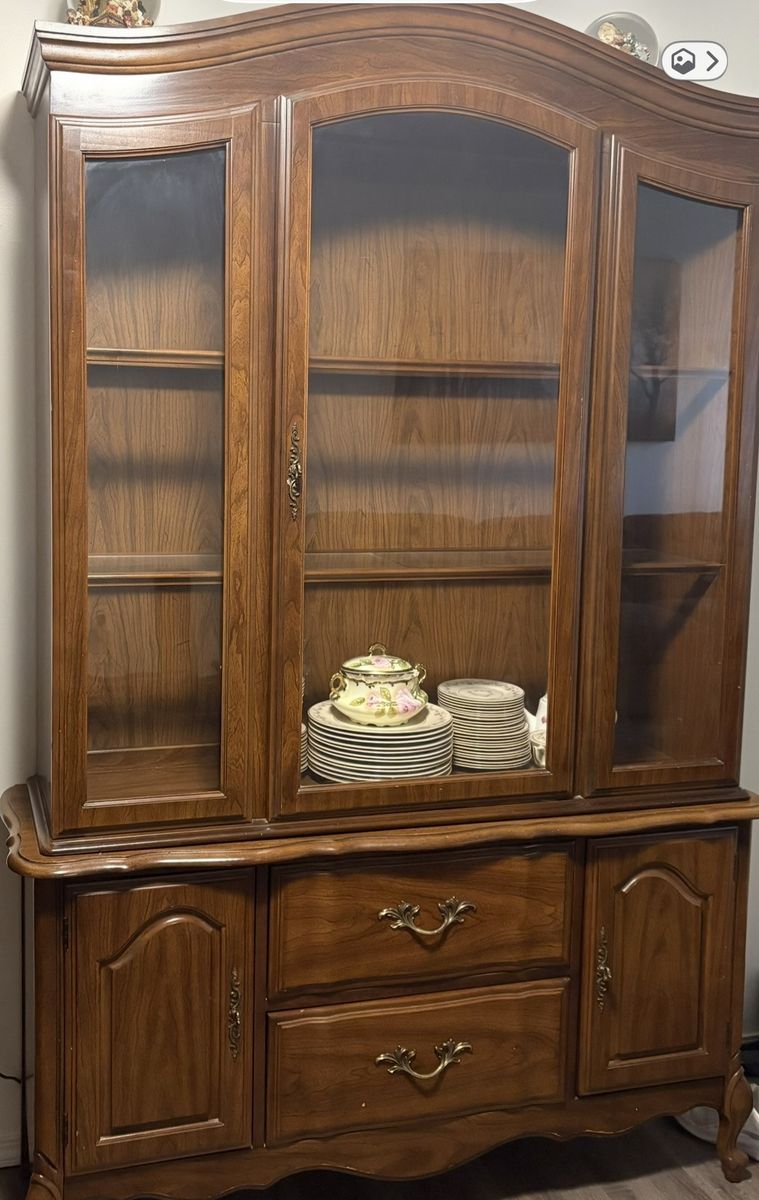 China hutch