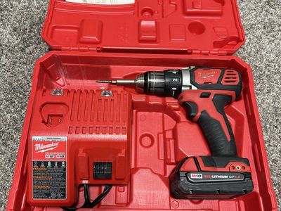 Milwaukee M18 1/2" Drill Driver with Charger and Case
