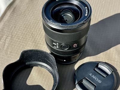 Sony 24mm F1.4 GM lense